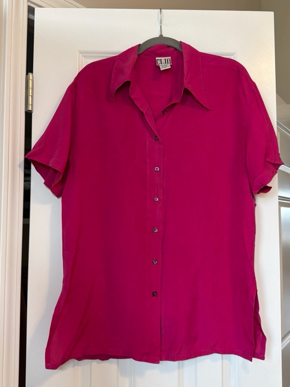 Clio Women's Silk Button-Down Short Sleeve Shirt - Fuchsia Pink
